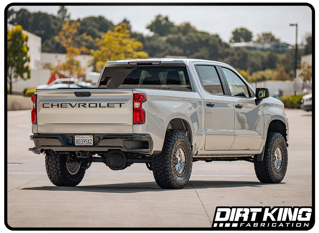 2019+ Chevy Silverado 1500 / GMC Sierra 1500 - 2.0 IFP Smooth Body Shocks installed