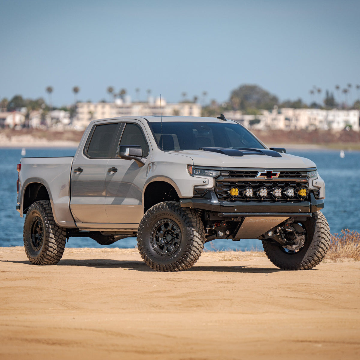 2019+ Chevy Silverado / GMC Sierra 1500 - Long Travel PreRunner Elite Kit installed