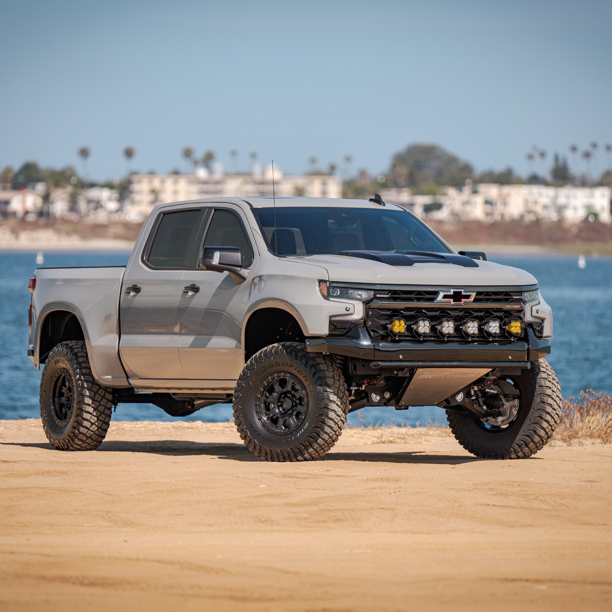 2019+ Chevy Silverado / GMC Sierra 1500 - Long Travel PreRunner Elite Kit installed