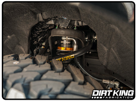 Chevy Silverado 1500 / GMC Sierra 1500 - Mid Travel PreRunner Kit installed on a truck